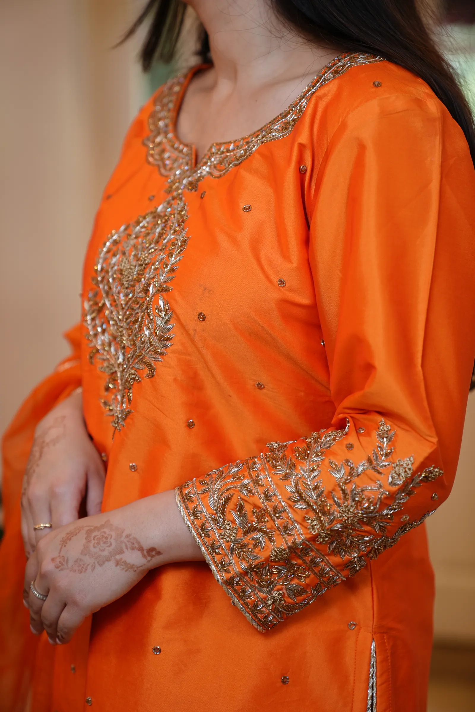 Amber Zardozi Silk Suit — photo 9