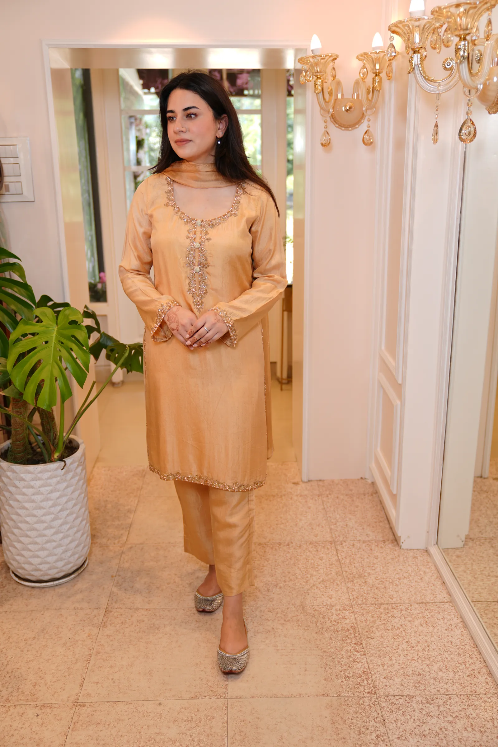 Champagne Gold Silk Suit — photo 3