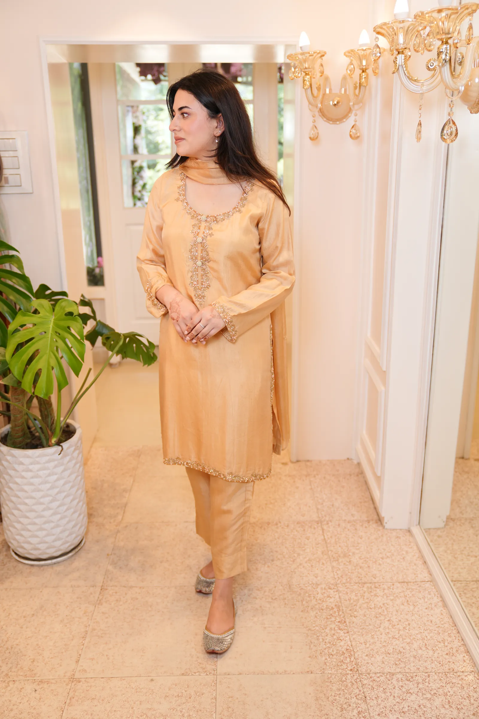 Champagne Gold Silk Suit — photo 4