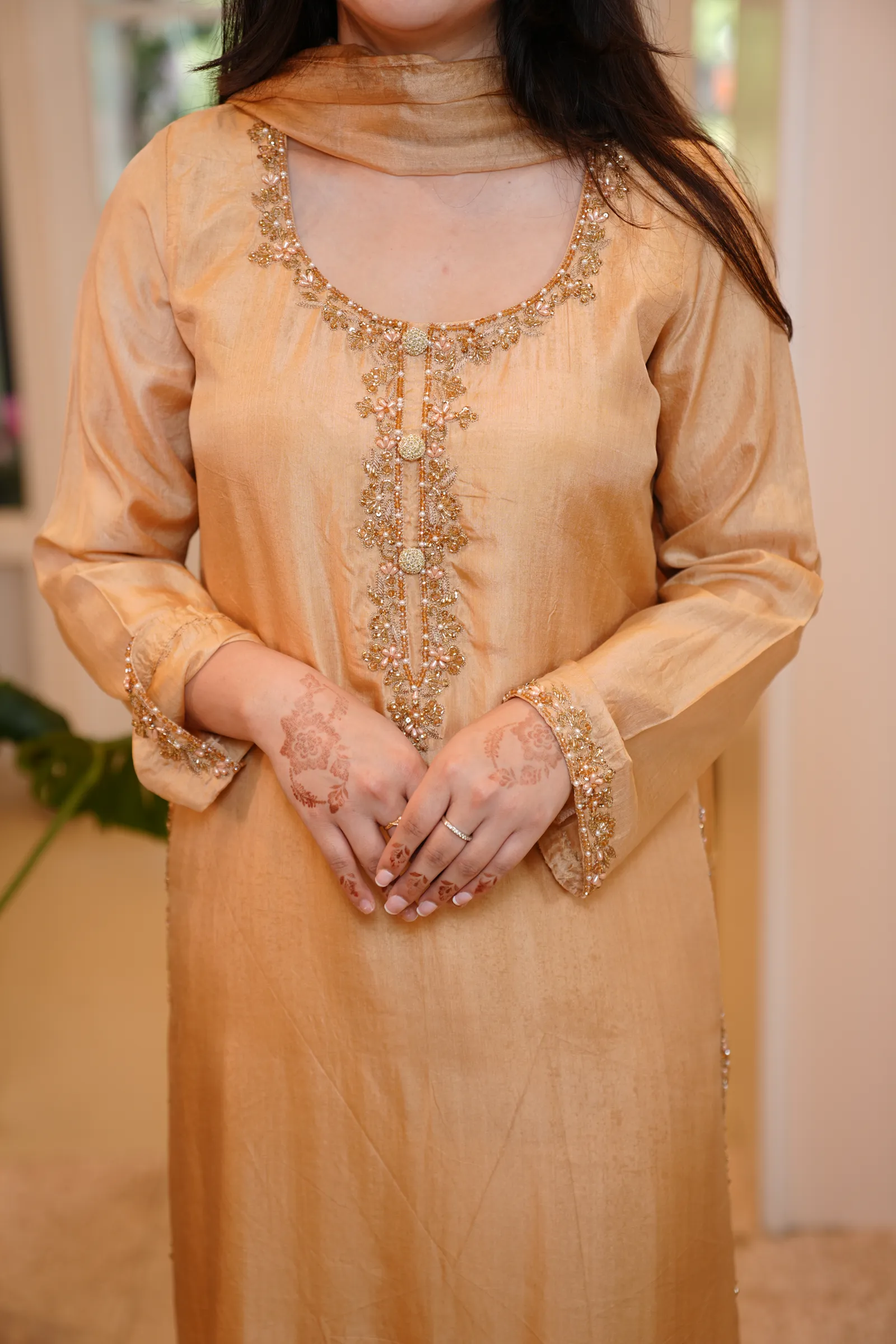 Champagne Gold Silk Suit — photo 6