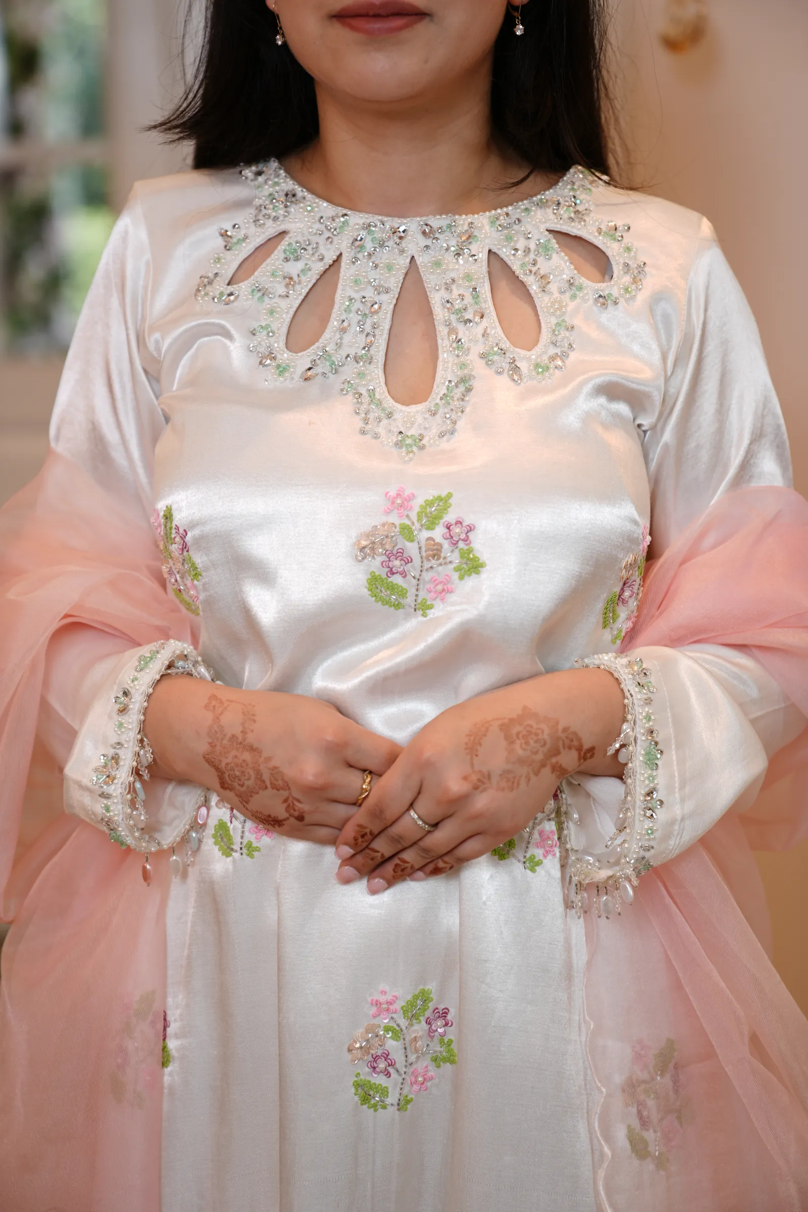 Ivory Petal Neckline Suit — photo 5