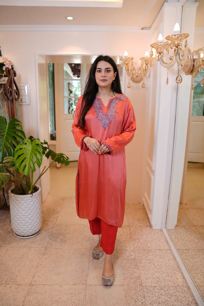 Coral Sozni Pheran