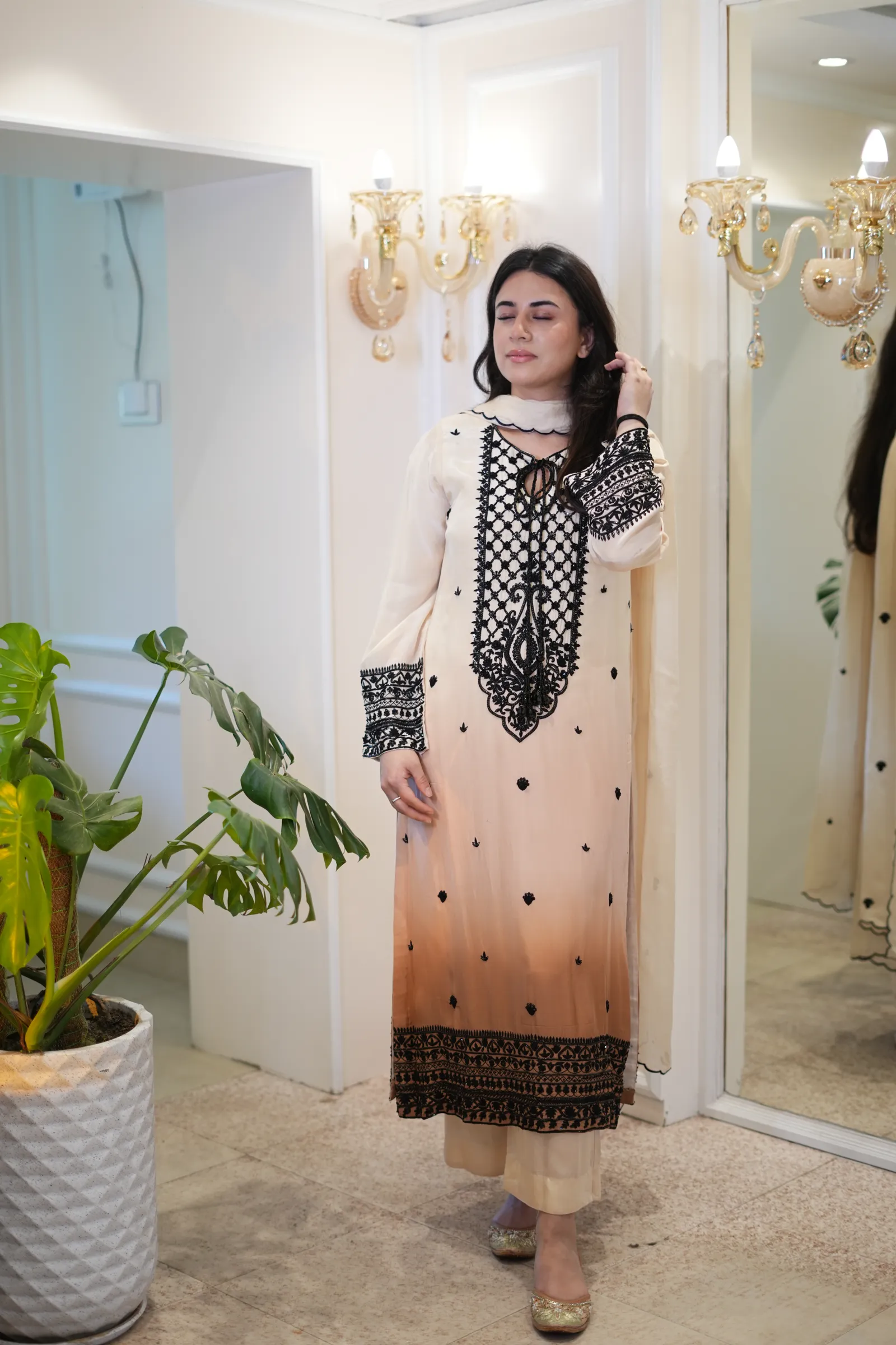 Ivory Peach Ombré Cross-Stitch Suit — photo 6