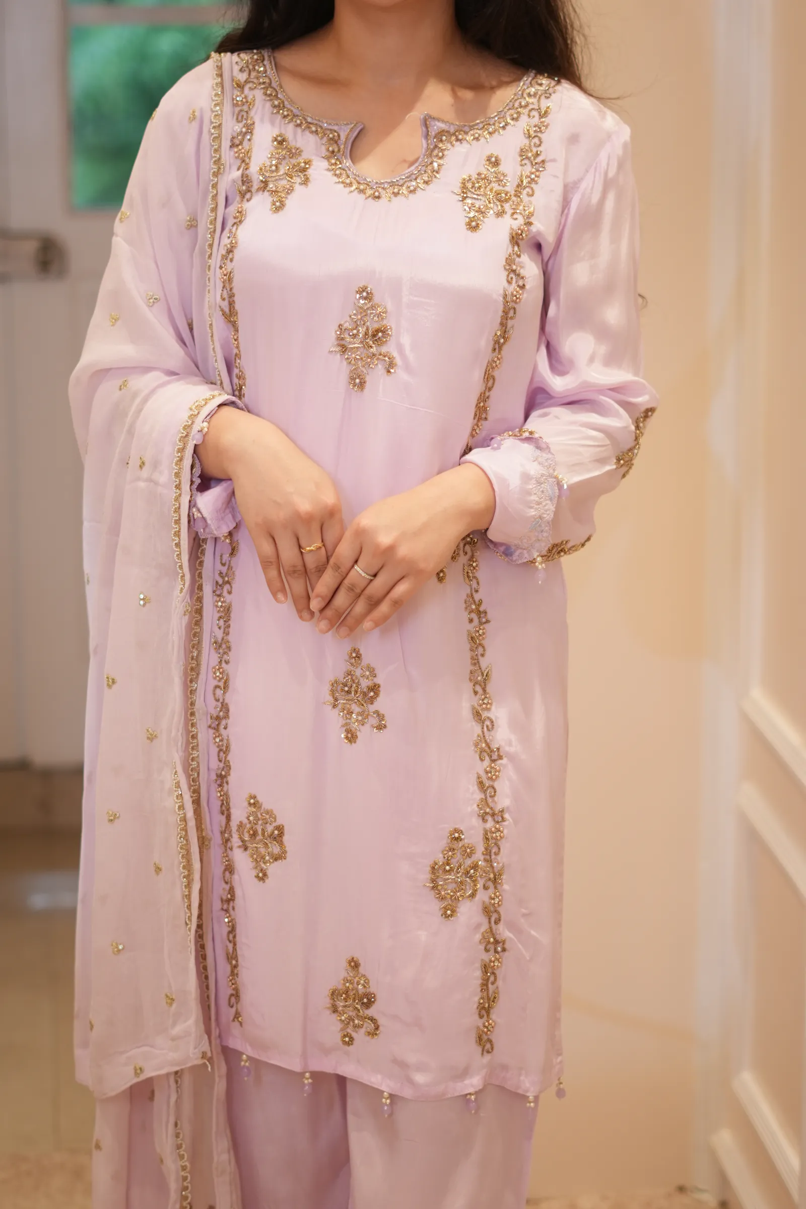 Lilac Zardozi Buti Suit — photo 7