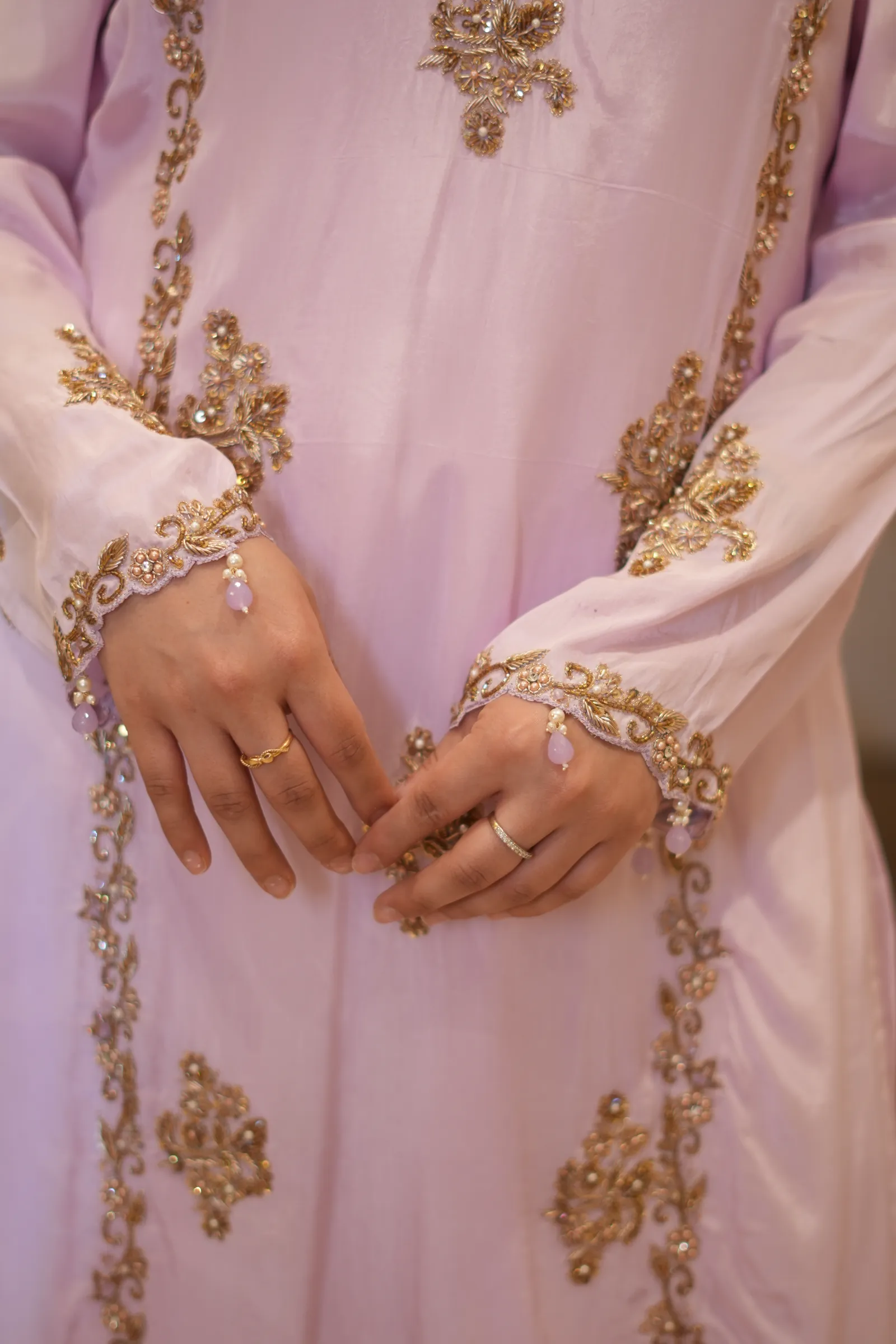 Lilac Zardozi Buti Suit — photo 8