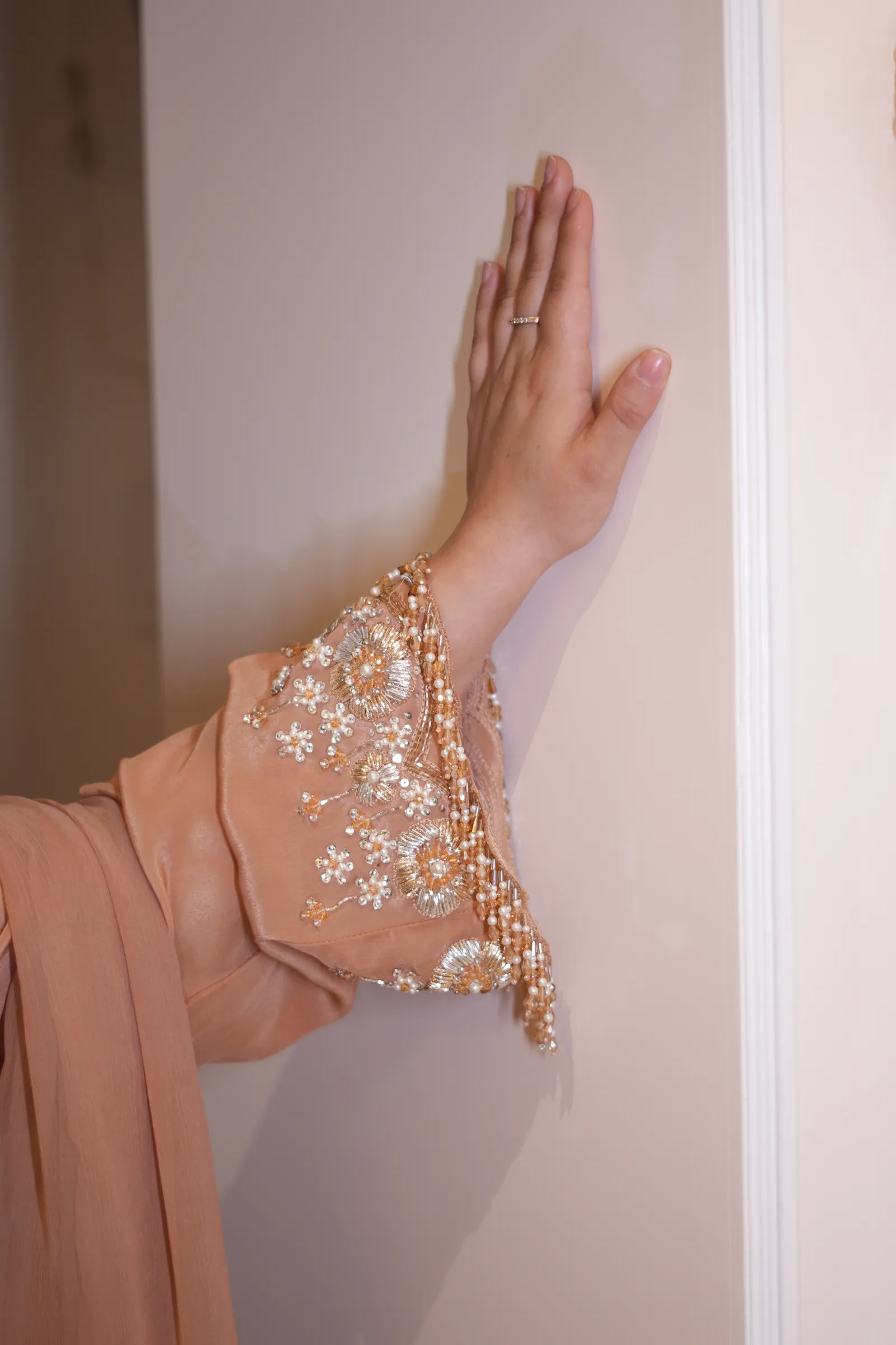 Peach Pearl Zardozi Suit — photo 6