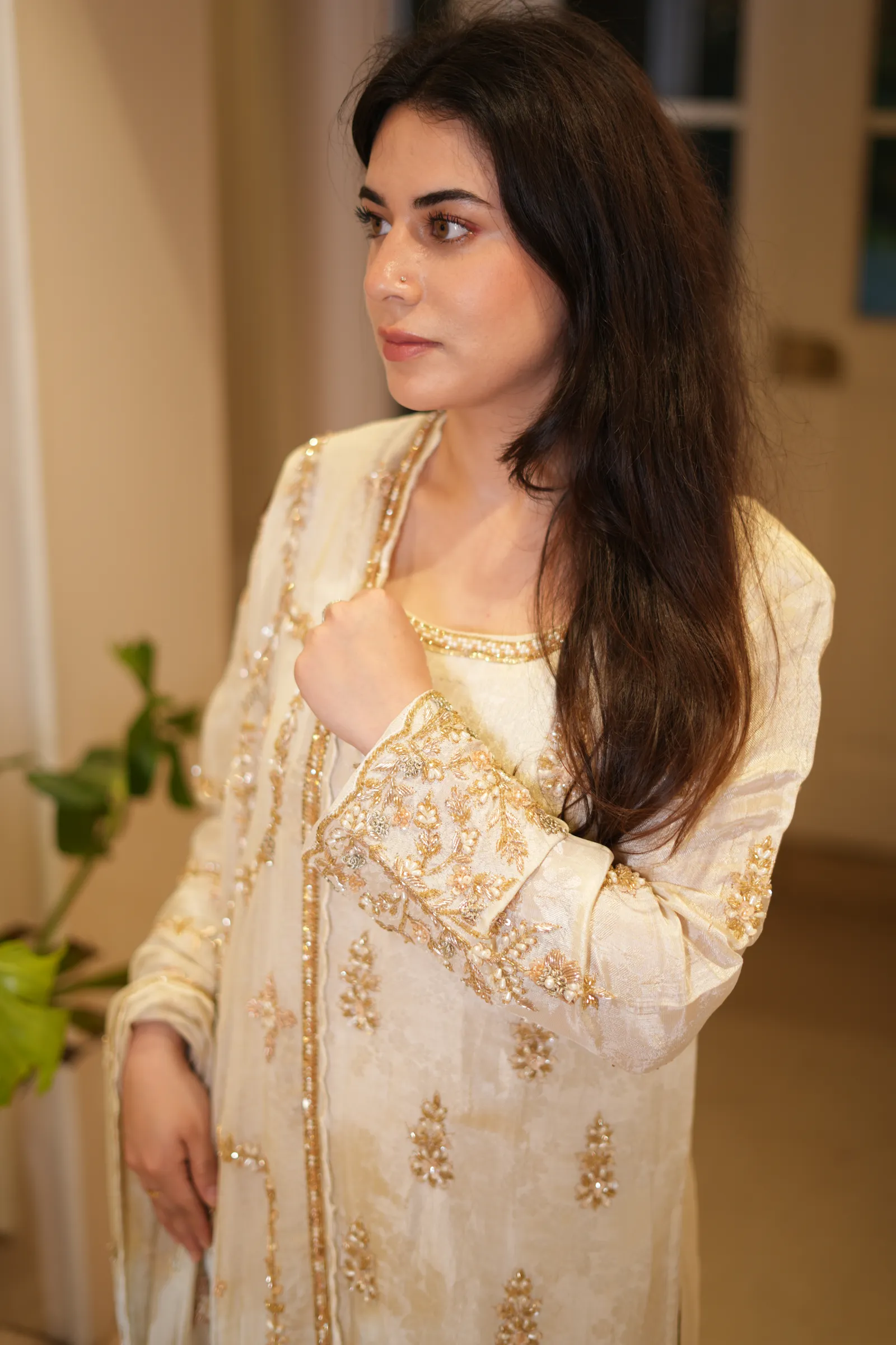 Ivory Gold Buti Suit — photo 13