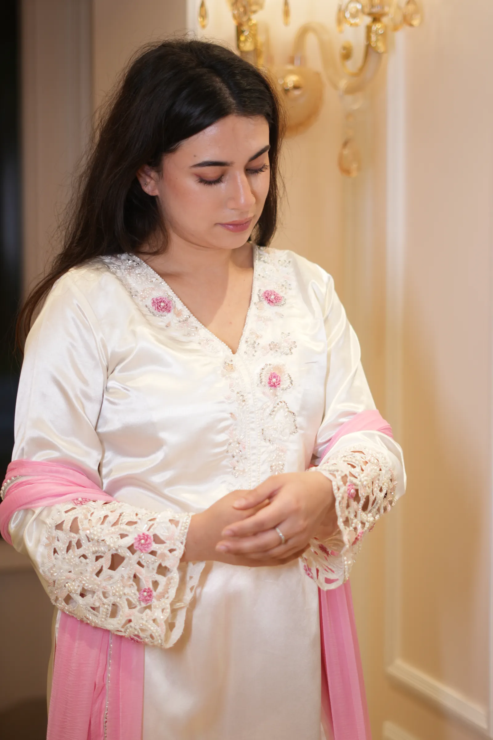White Satin Rose Cutwork Suit — photo 5