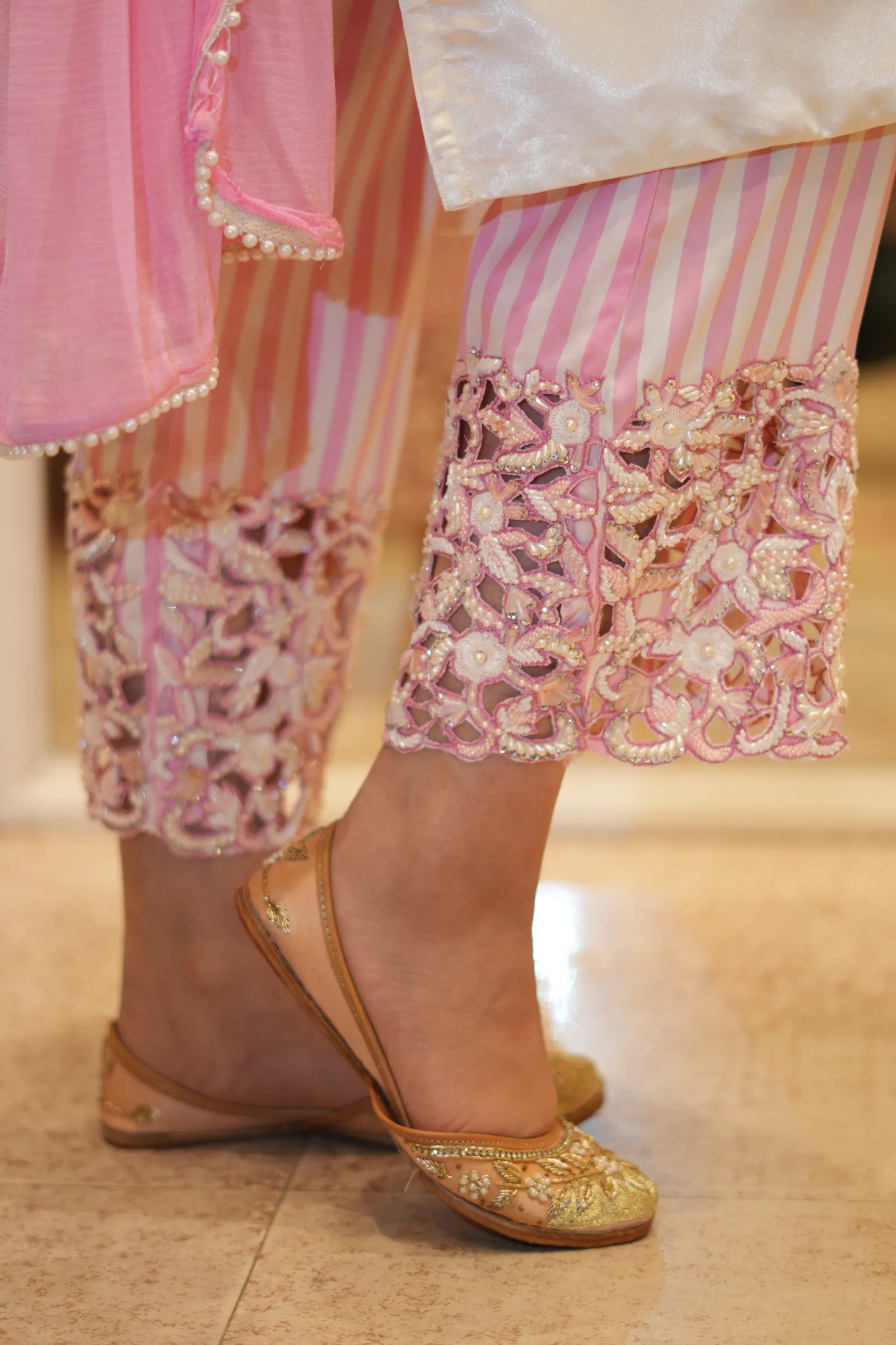 White Satin Rose Cutwork Suit — photo 10