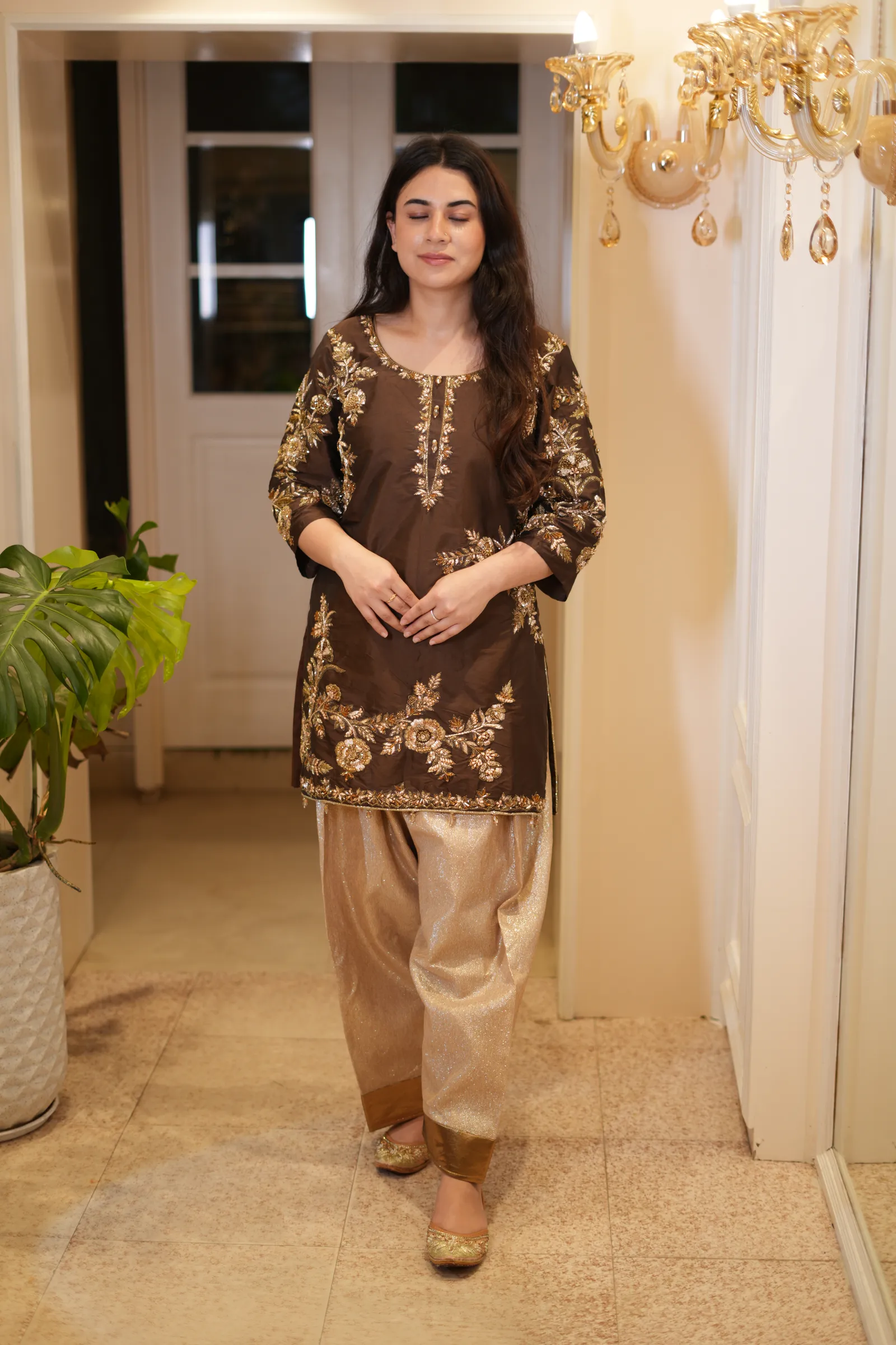 Chocolate Rose Zardozi Kurta Set — photo 2
